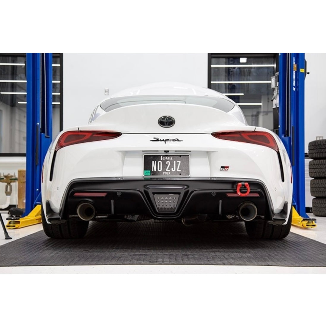 OLM 2020-2022 Toyota Supra LE Carbon Fiber Reverse Light Cover